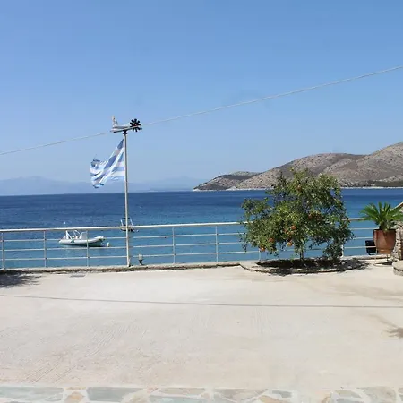 Villa Beach @ South Evia Island Nimborió