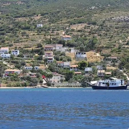 Beach @ South Evia Island Villa Nimborió